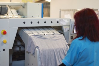 La machine Maria utilis�e par BSJ pour le repassage des textiles